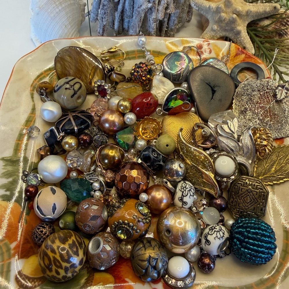 Assorted Bead Soup 🥣 Can You Find the Vintage Gold Lion 🦁 Earring?
